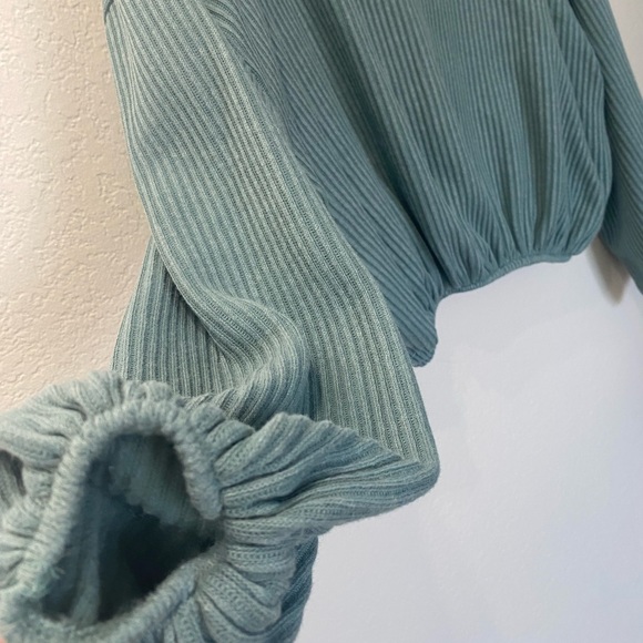 Zara ribbed sweatshirt - Picture 2 of 4